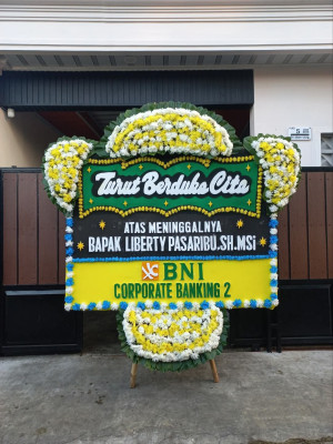 Papan Bunga Duka di Winangun Dua